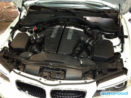 «Копейку» BMW снабдили двигателем от BMW M5
