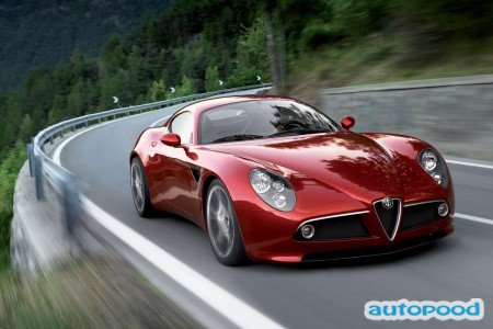 Alfa Romeo 4C tuleb j&#228;rgmisel aastal